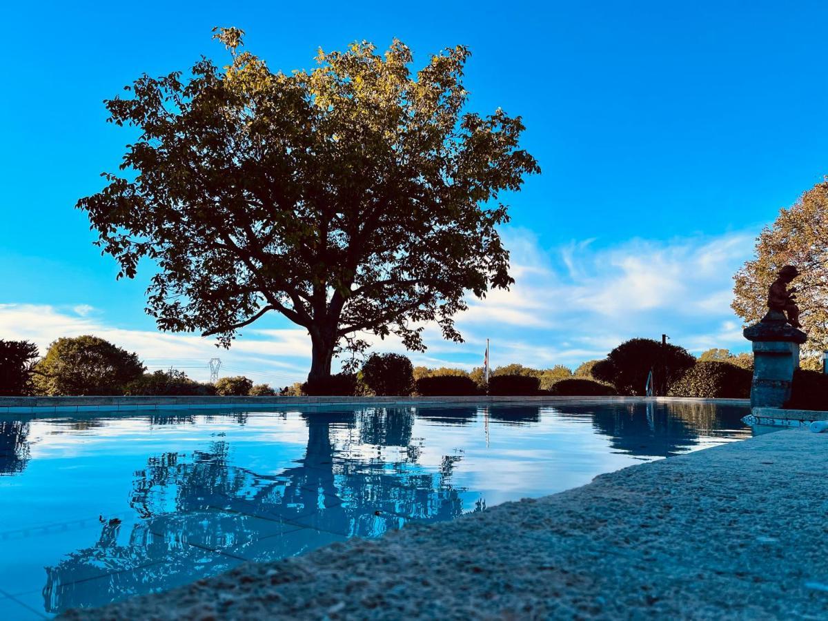 אפרטהוטל לאמבסק Domaine Amourella מראה חיצוני תמונה
