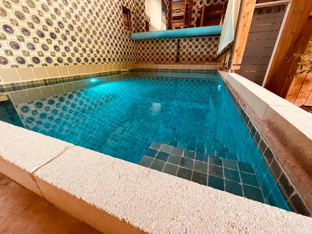 אפרטהוטל לאמבסק Domaine Amourella מראה חיצוני תמונה
